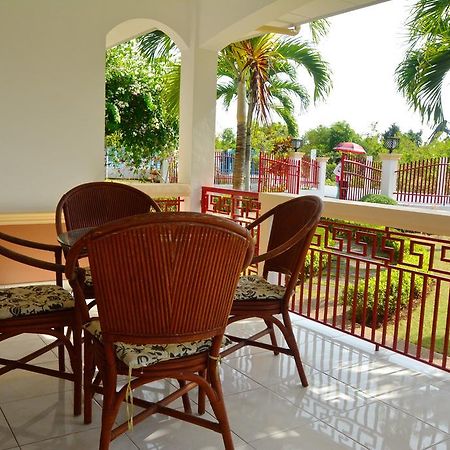 Olivia Resort Serviced Apartments And Bungalows Panglao Exterior photo