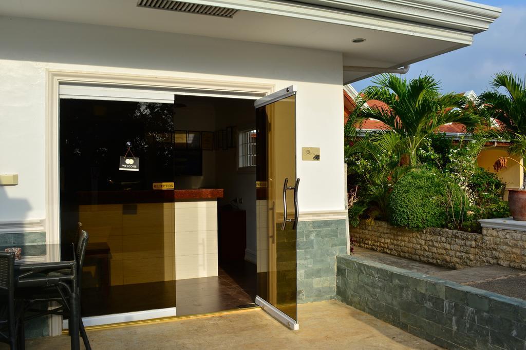 Olivia Resort Serviced Apartments And Bungalows Panglao Exterior photo