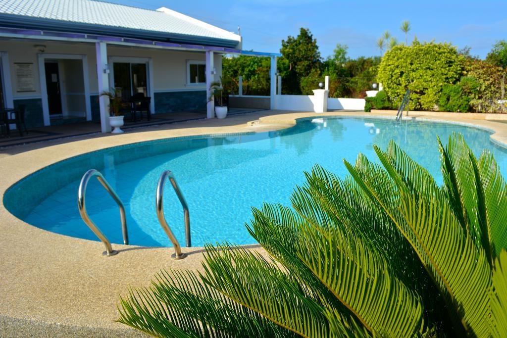Olivia Resort Serviced Apartments And Bungalows Panglao Exterior photo