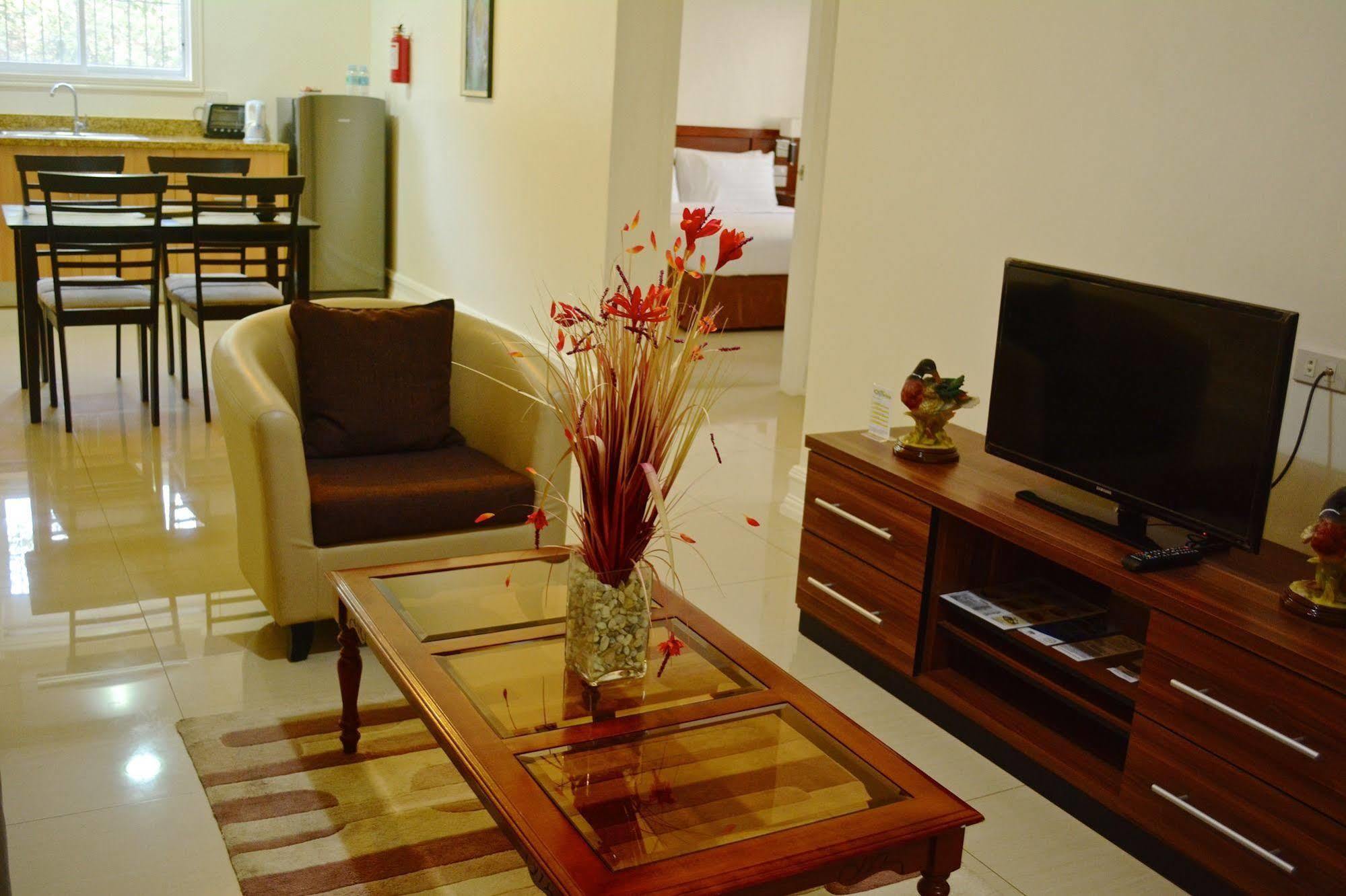 Olivia Resort Serviced Apartments And Bungalows Panglao Exterior photo
