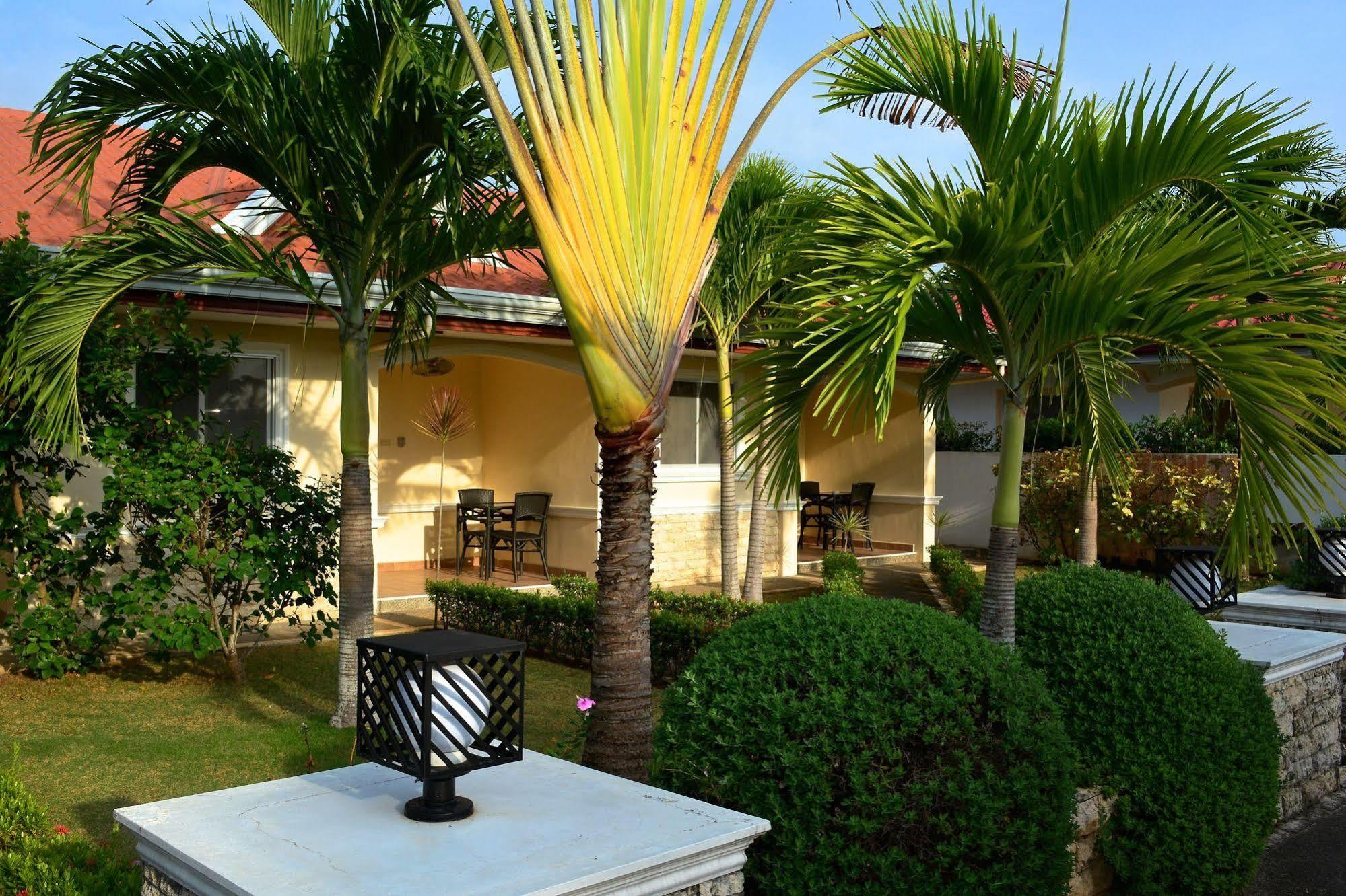 Olivia Resort Serviced Apartments And Bungalows Panglao Exterior photo