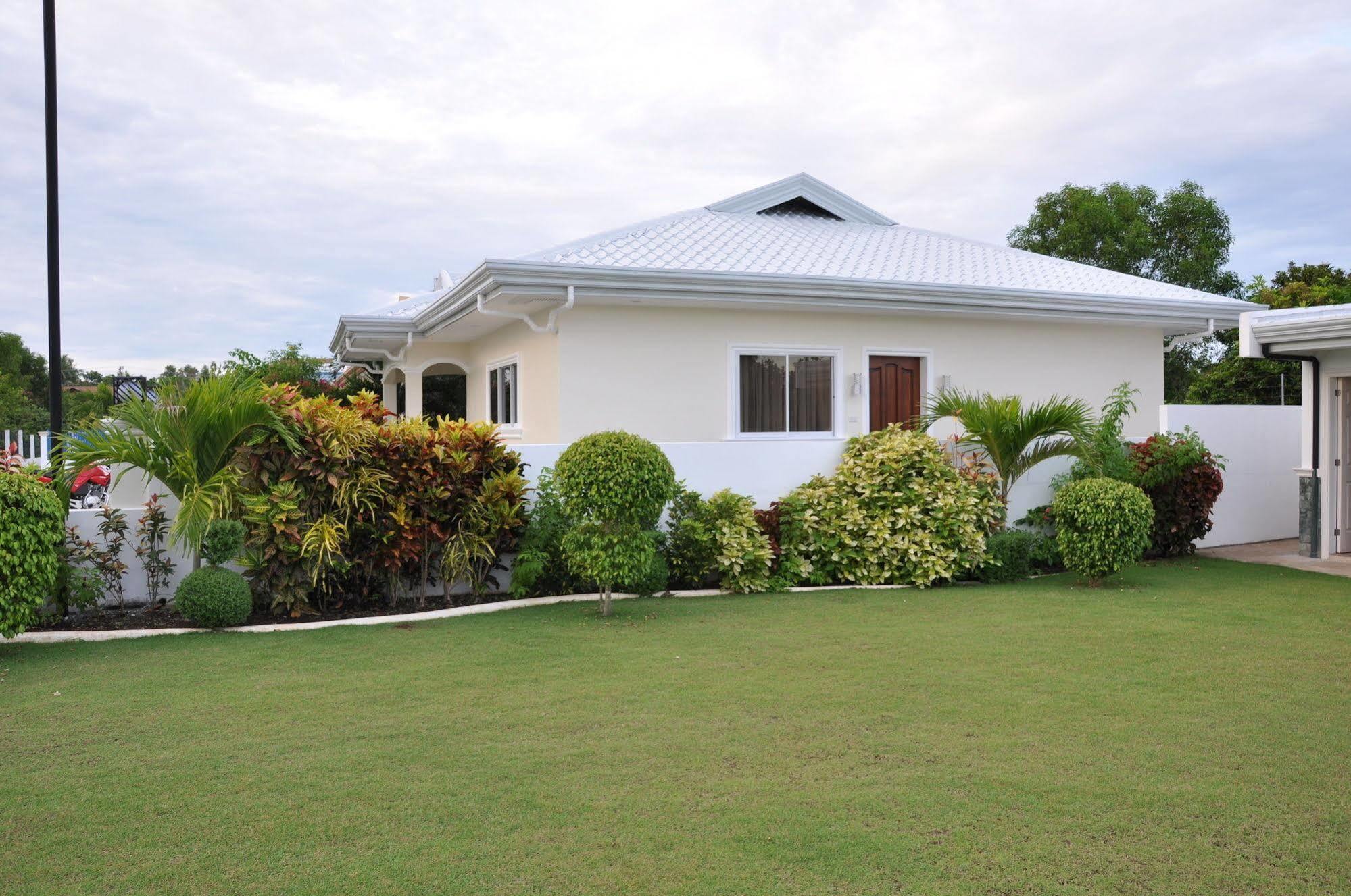 Olivia Resort Serviced Apartments And Bungalows Panglao Exterior photo